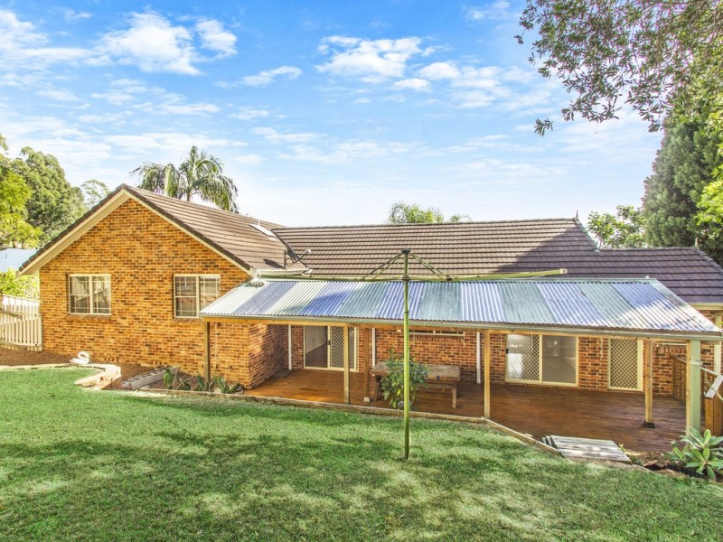 2 St Andrew Close, Green Point NSW 2251