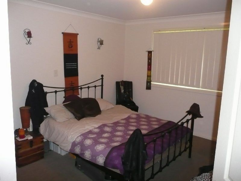 2/183-185 Albany Street, Point Frederick NSW 2250