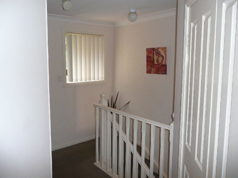 2/183-185 Albany Street, Point Frederick NSW 2250
