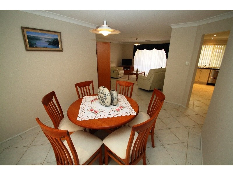 33 Hillgrove Close, Ourimbah NSW 2258