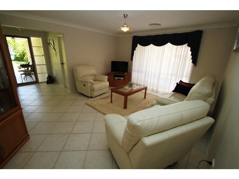 33 Hillgrove Close, Ourimbah NSW 2258