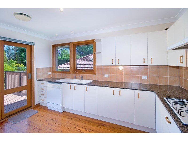 18 Frederick Street, East Gosford NSW 2250