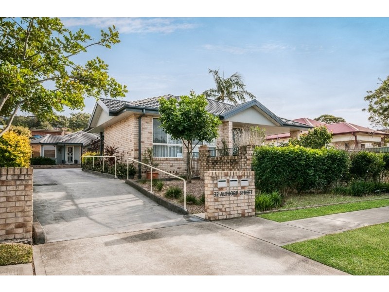 1/32 Althorp Street, East Gosford NSW 2250