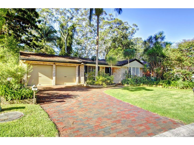 49 Perratt Close, Lisarow NSW 2250