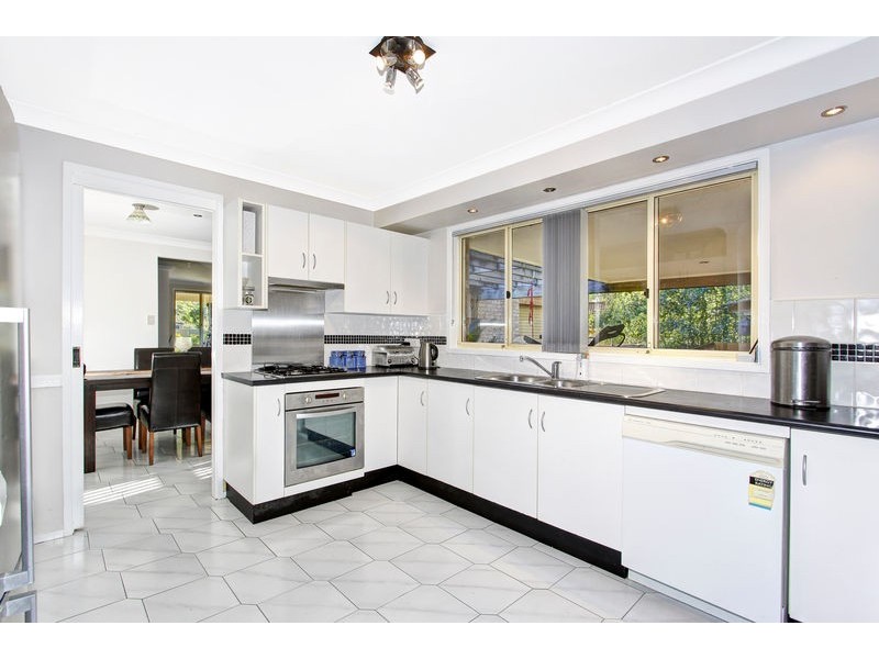 49 Perratt Close, Lisarow NSW 2250