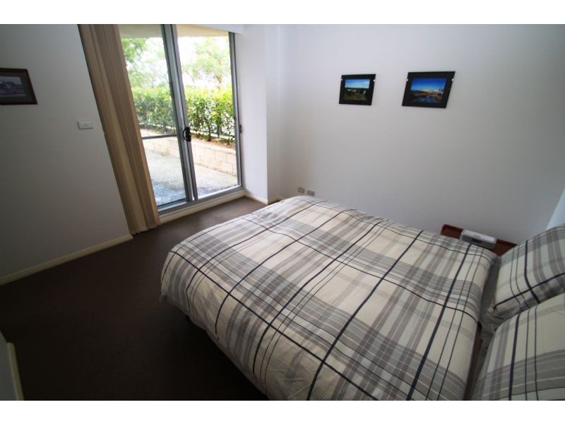 12/80 John Whiteway Drive, Gosford NSW 2250