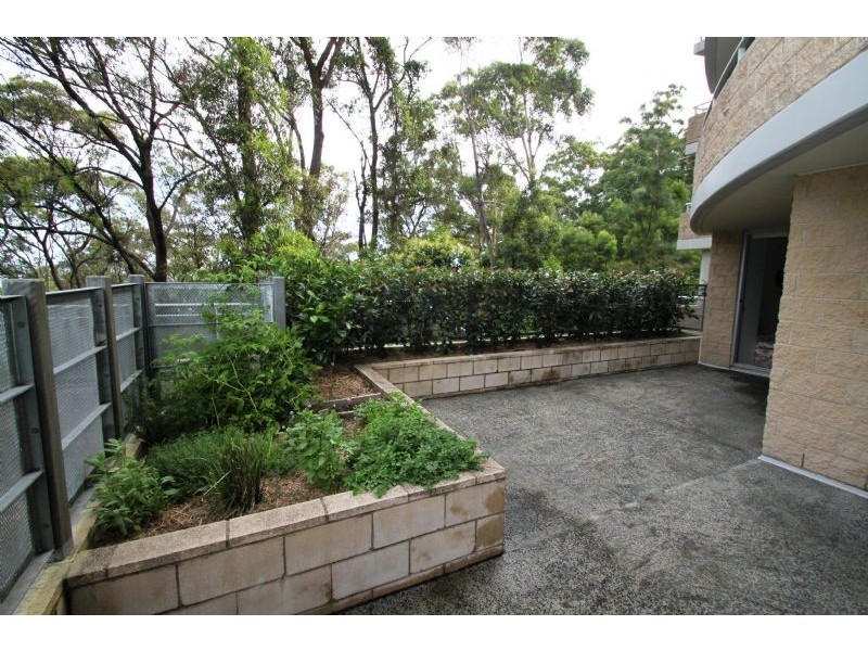 12/80 John Whiteway Drive, Gosford NSW 2250
