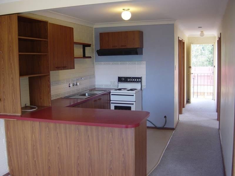 2E/ Flat Kateena Avenue, Tascott NSW 2250