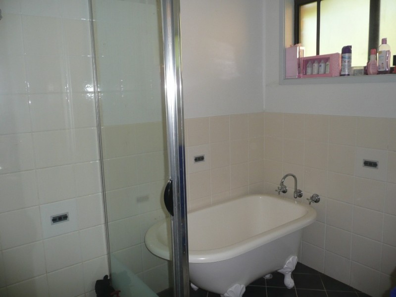 2/17 Ward Street, Gosford NSW 2250