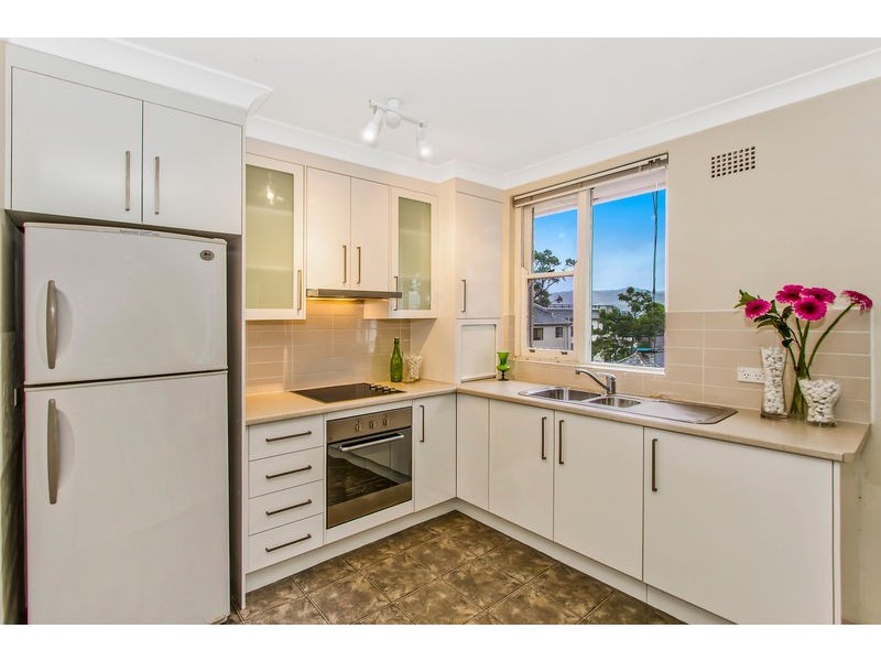 6/2 Duke Street, Point Frederick NSW 2250