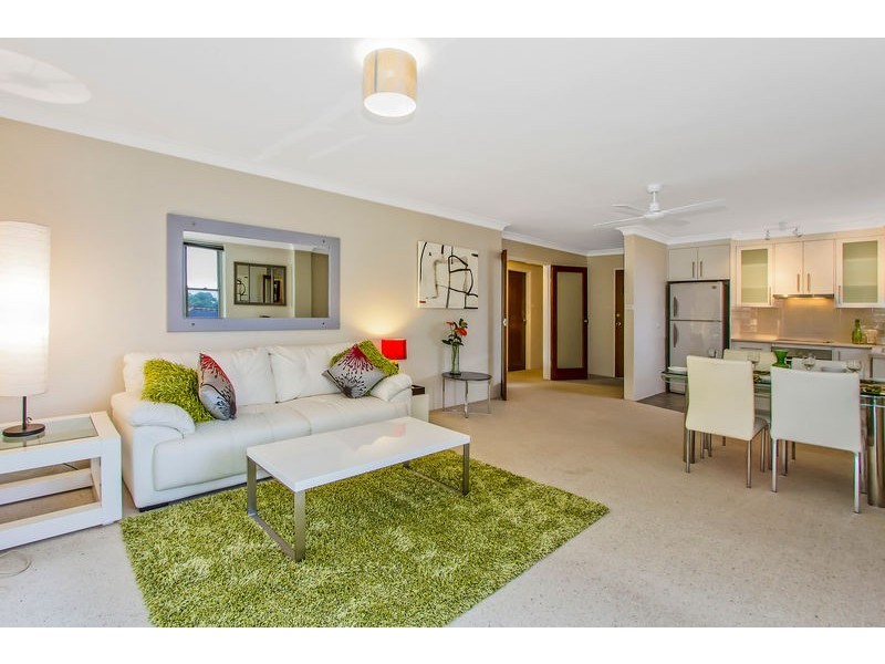 6/2 Duke Street, Point Frederick NSW 2250