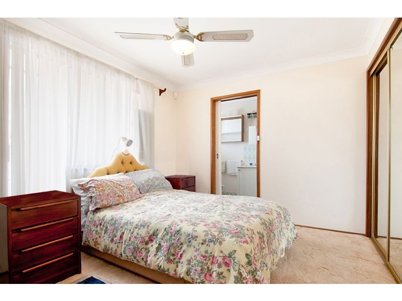 6 Kindra Close, West Gosford NSW 2250