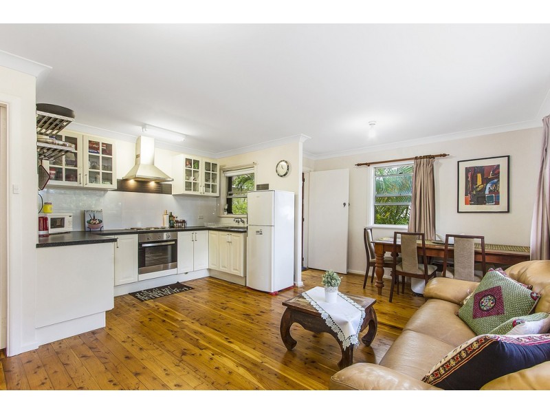 2/17 Doughan Place, Gosford NSW 2250