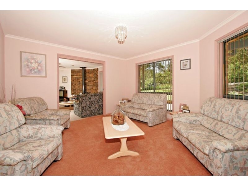 2 Barinya Lane, Springfield NSW 2250