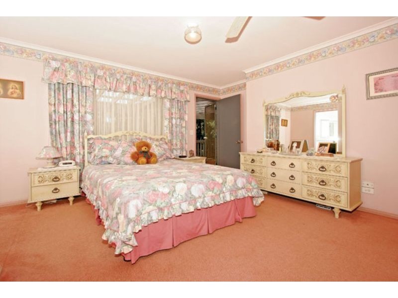 2 Barinya Lane, Springfield NSW 2250