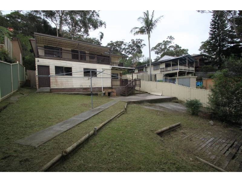 12 Macgregor Street, Wyoming NSW 2250