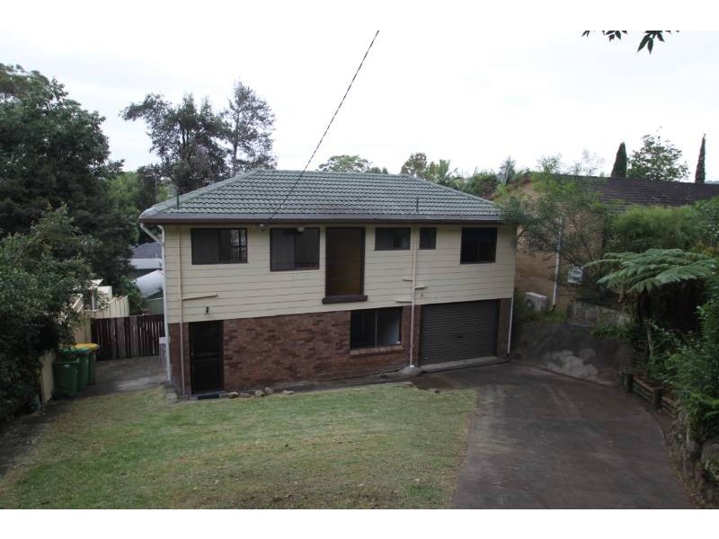 12 Macgregor Street, Wyoming NSW 2250