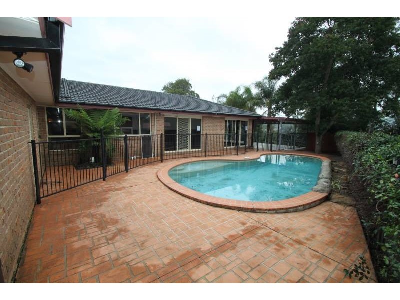 17 Settlers Ridge Close, Lisarow NSW 2250