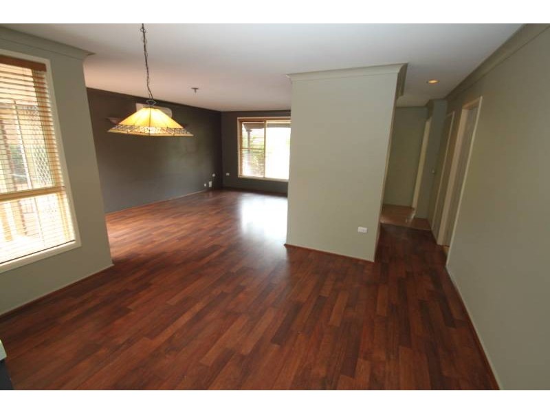17 Settlers Ridge Close, Lisarow NSW 2250