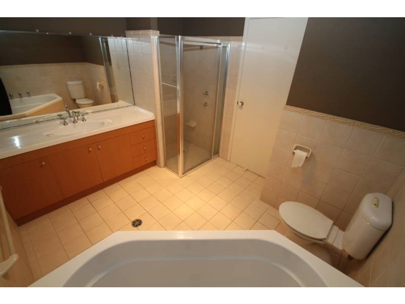 17 Settlers Ridge Close, Lisarow NSW 2250
