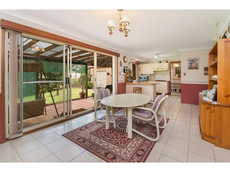 62 Newling Street, Lisarow NSW 2250