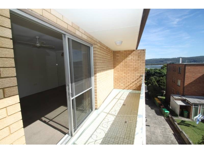 11/13 Masons Parade, Point Frederick NSW 2250