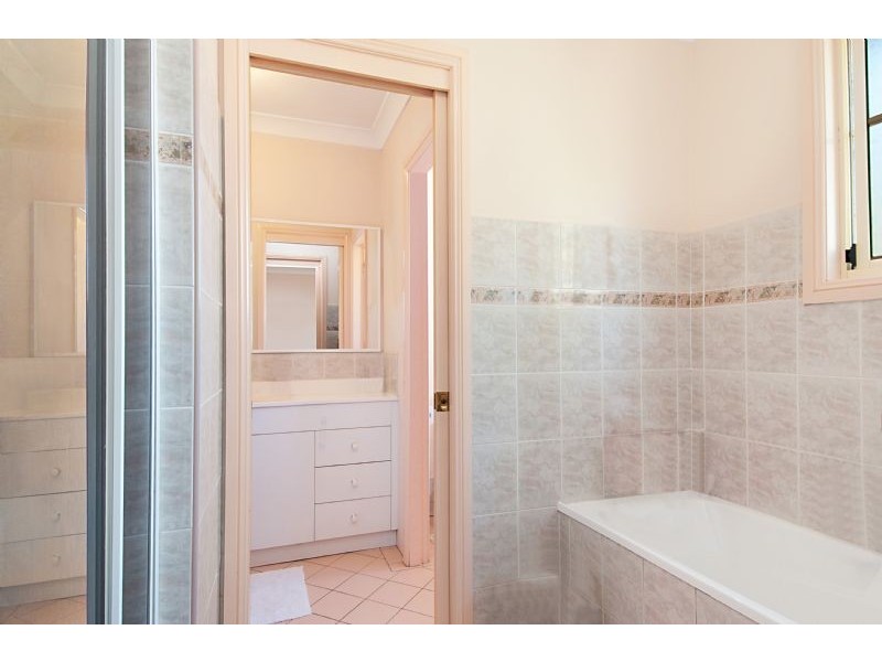 8 Beechwood Street, Ourimbah NSW 2258