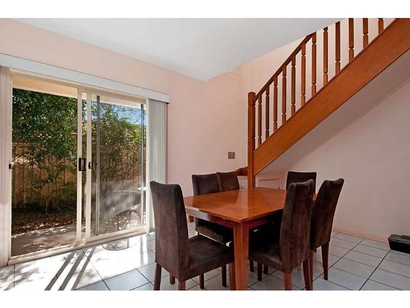 8 Beechwood Street, Ourimbah NSW 2258