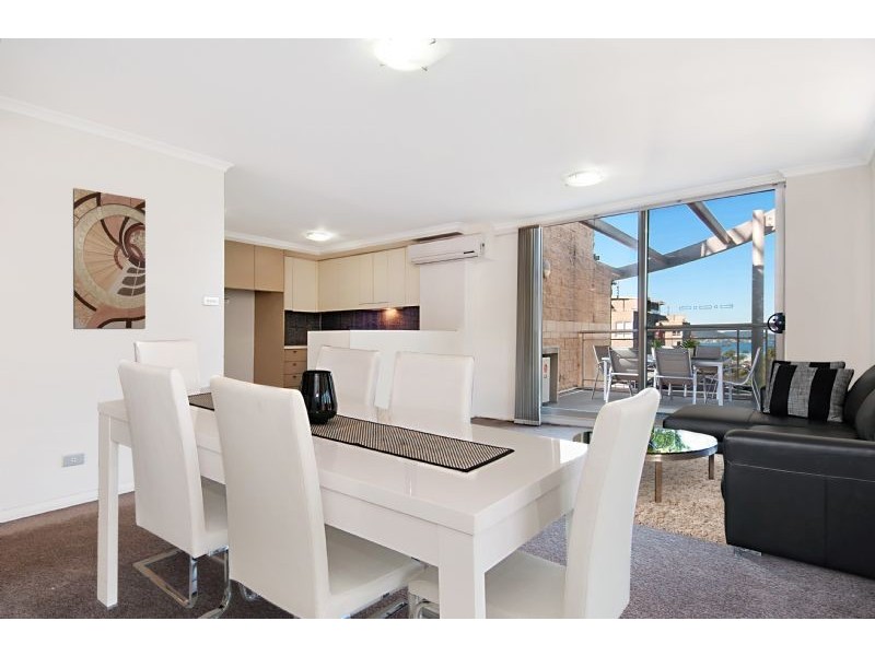 371/80 John Whiteway Drive, Gosford NSW 2250