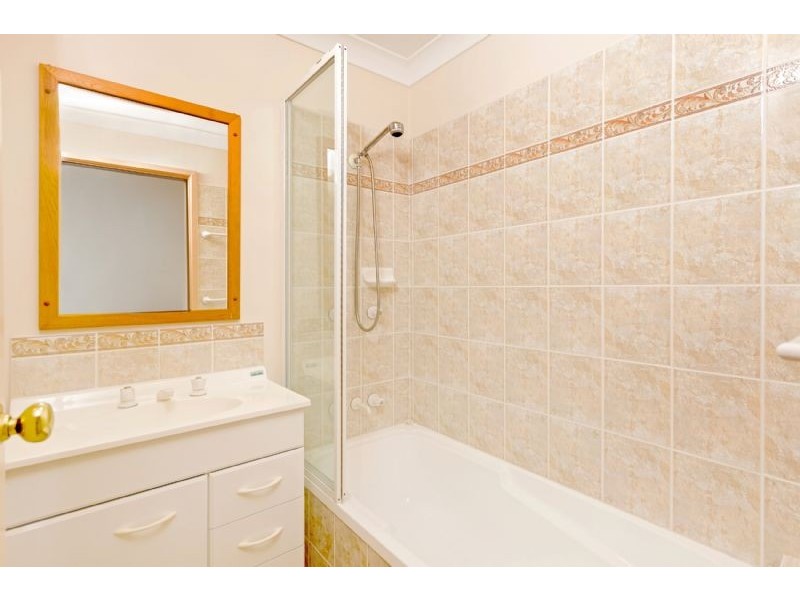 18a Frederick Street, Point Frederick NSW 2250