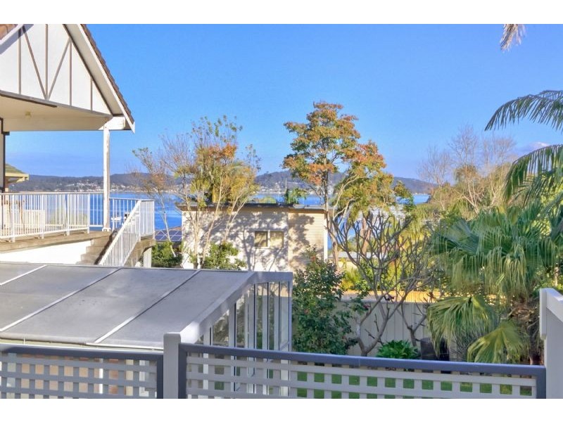 18a Frederick Street, Point Frederick NSW 2250