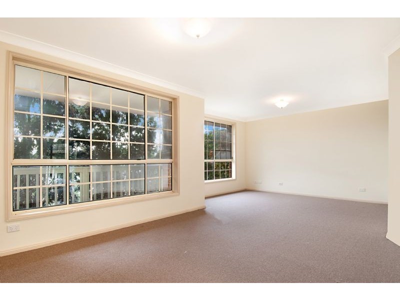14 Karen Close, Lisarow NSW 2250