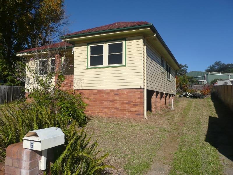 6 Cary Street, Wyoming NSW 2250