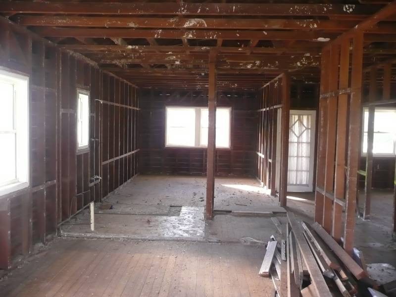 6 Cary Street, Wyoming NSW 2250