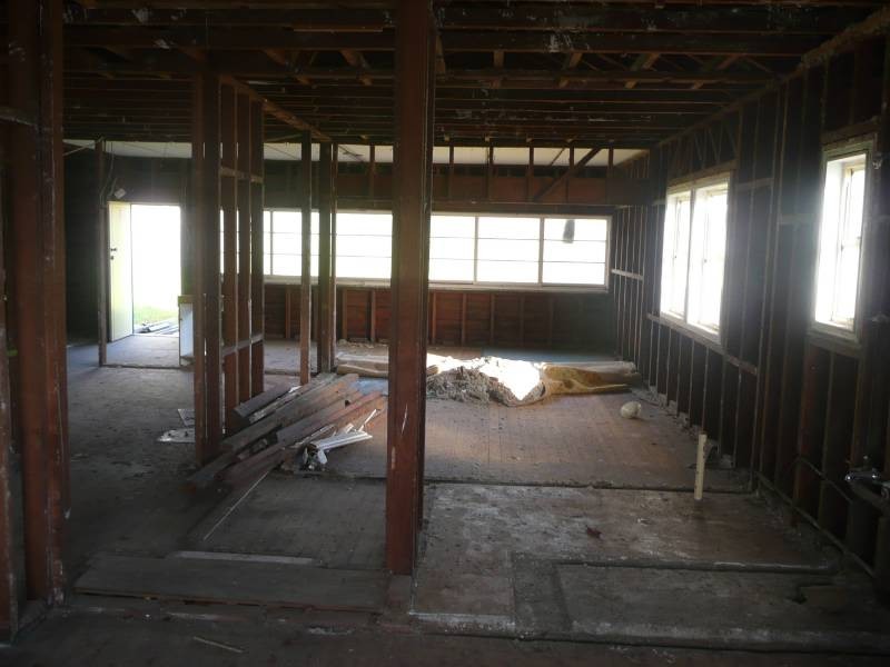 6 Cary Street, Wyoming NSW 2250