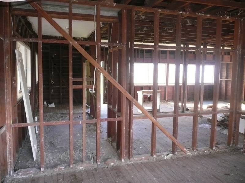 6 Cary Street, Wyoming NSW 2250