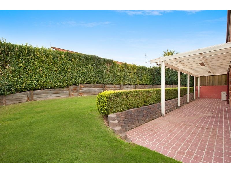 100 Newling Street, Lisarow NSW 2250