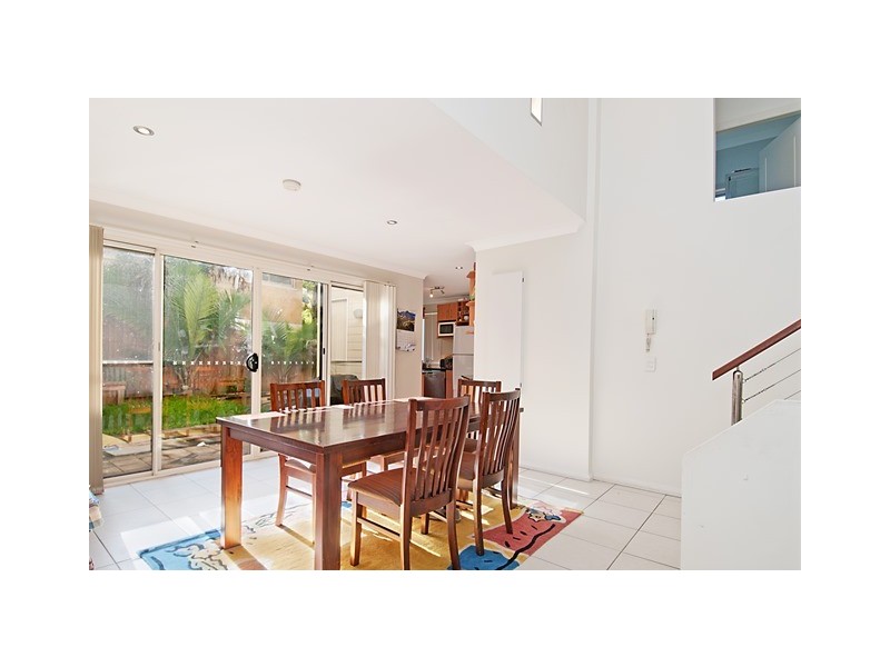 1/4 St George Street, Gosford NSW 2250