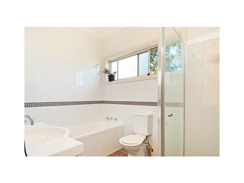 1/4 St George Street, Gosford NSW 2250