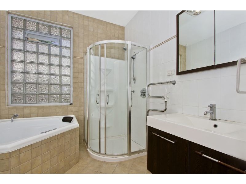 154 Wells Street, Springfield NSW 2250