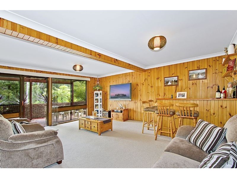 18 Pinetop Avenue, Narara NSW 2250