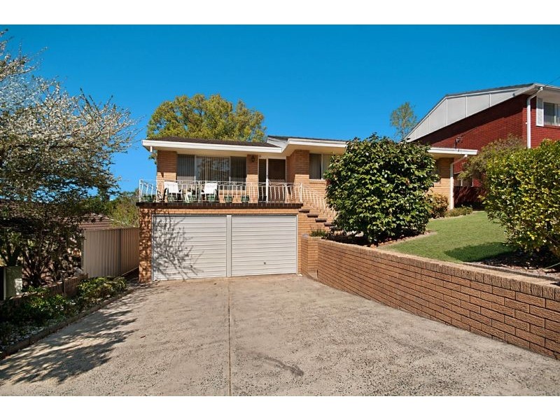 8 Bourbon Street, Wyoming NSW 2250