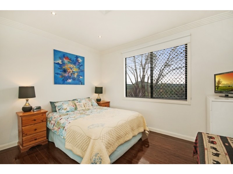 77 Faunce Street West, Gosford NSW 2250