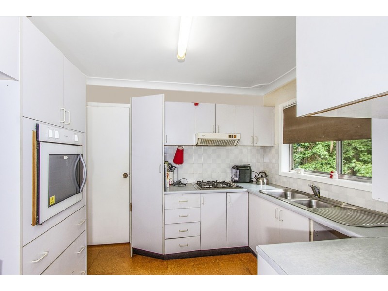 5 Dougal Drive, Wyoming NSW 2250