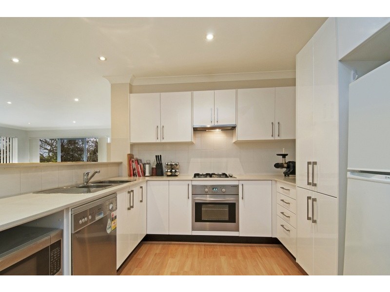 24/13-15 Moore Street, West Gosford NSW 2250