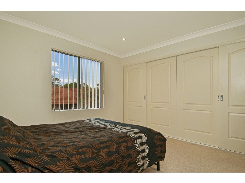 24/13-15 Moore Street, West Gosford NSW 2250
