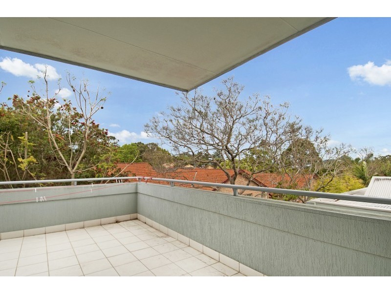 24/13-15 Moore Street, West Gosford NSW 2250