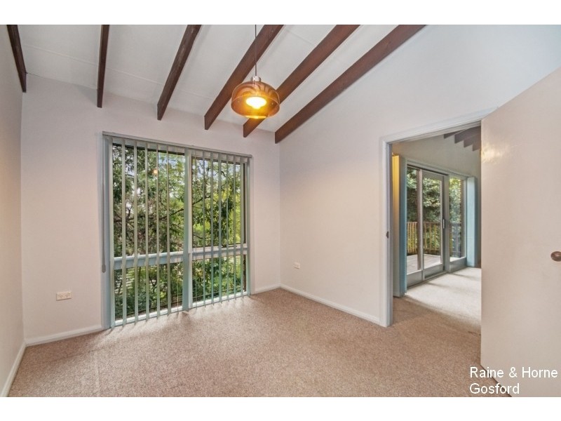 9 Elizabeth Street, Wyoming NSW 2250