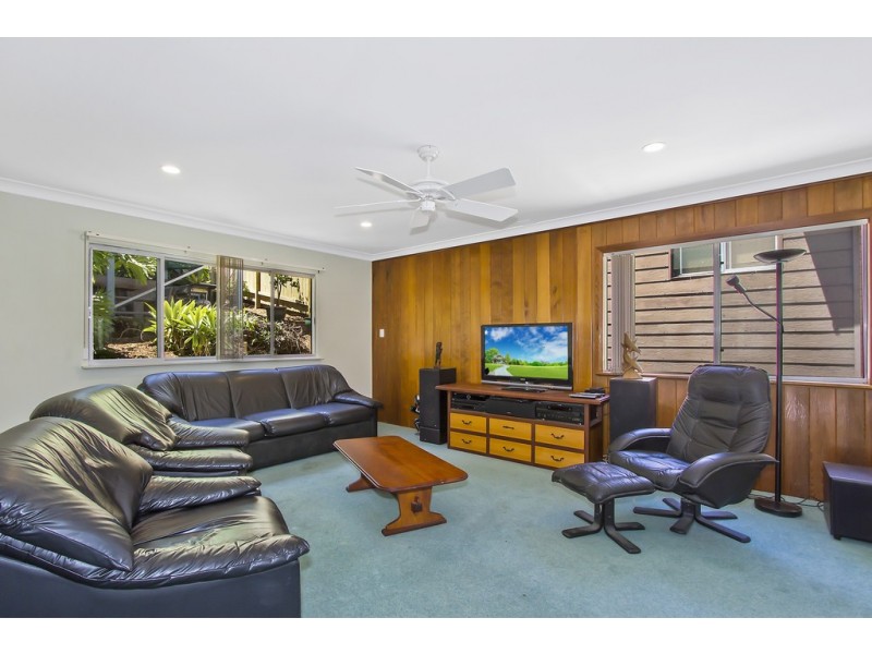 21 Bourbon Street, Wyoming NSW 2250