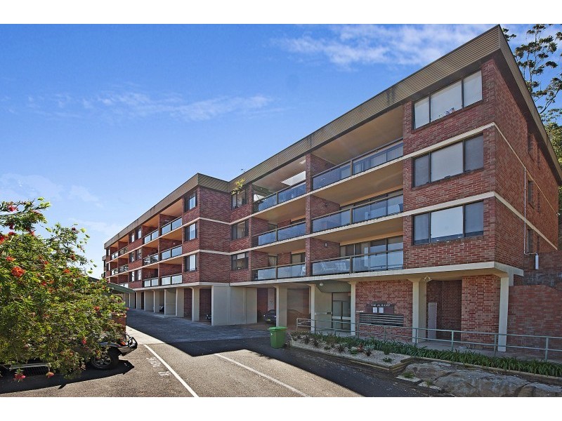 17/3 Joseph Lloyd Close, Gosford NSW 2250